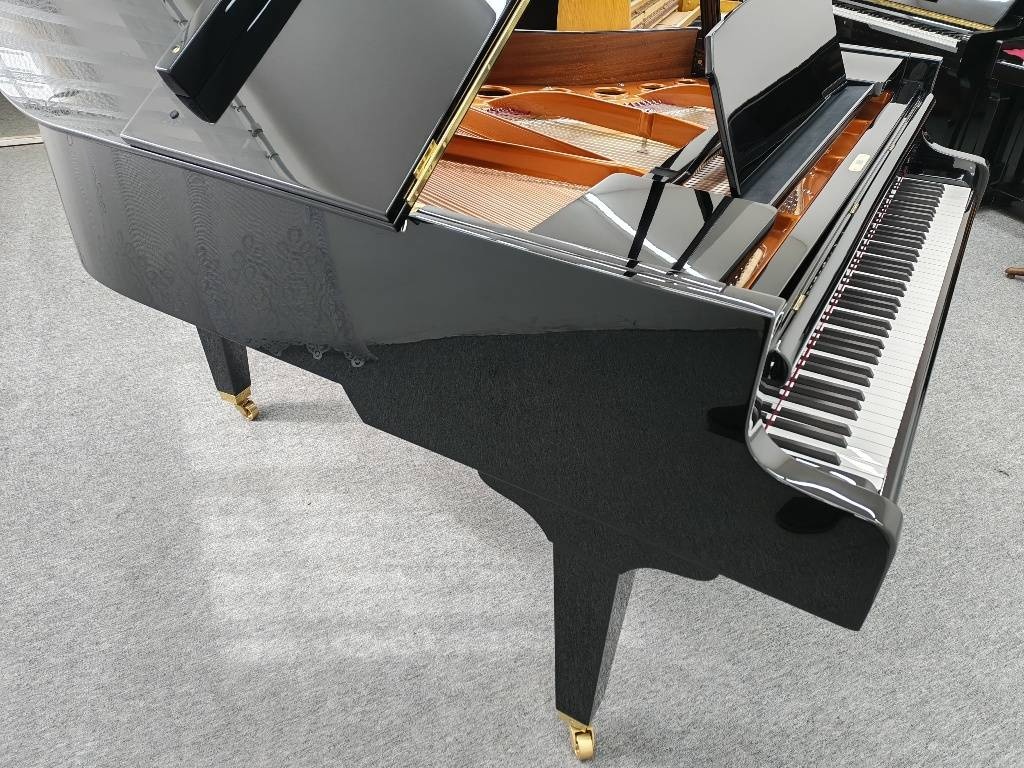 Bösendorfer investičný klavír - 4