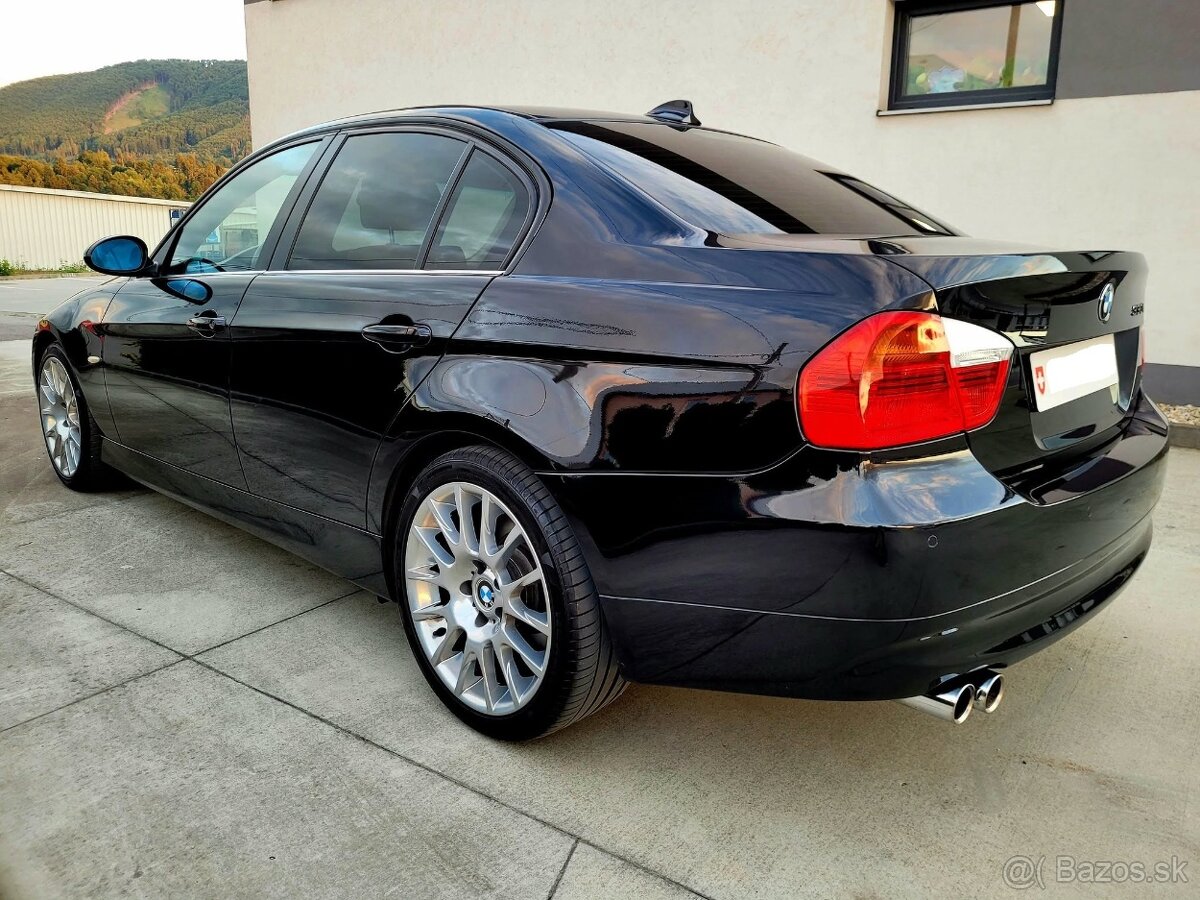 BMW 330i - 4
