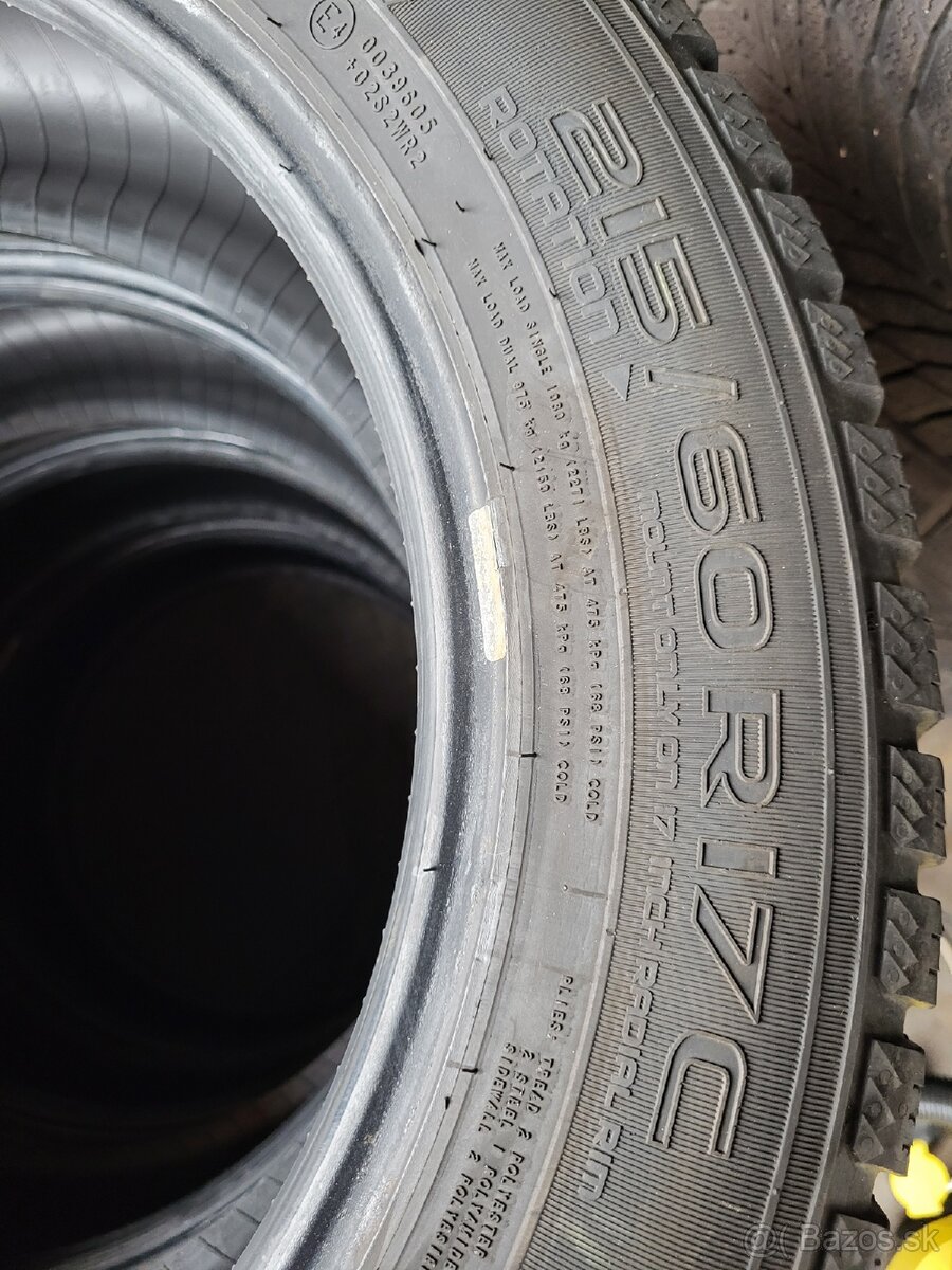 215/60r17C Nokian TYRES - 4