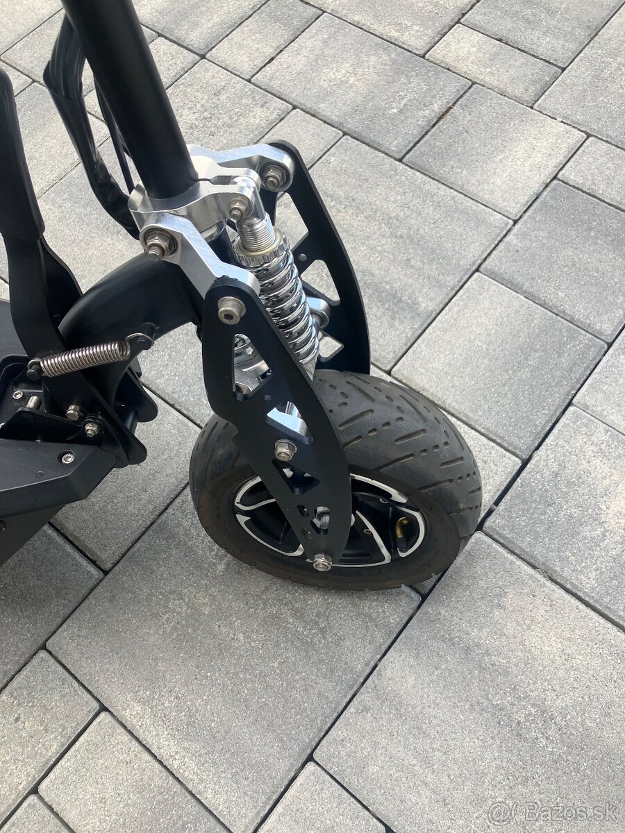 Elektrická kolobežka NITRO XE1200 ALLROAD, 48V - 4