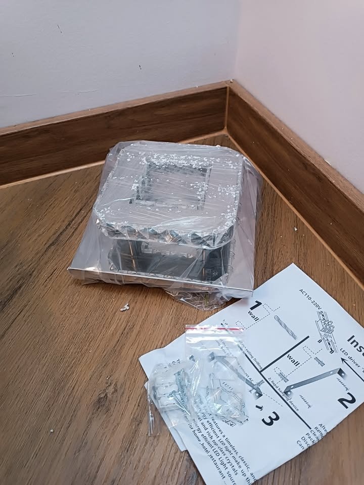 Malé stropní LED svítidlo - 4