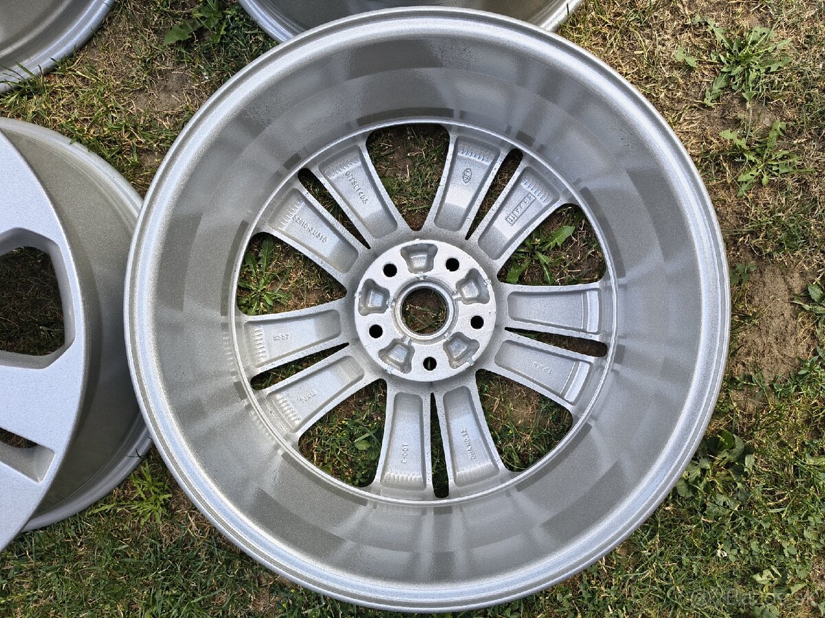 Elektróny Kia r18 5x114,3 - 4