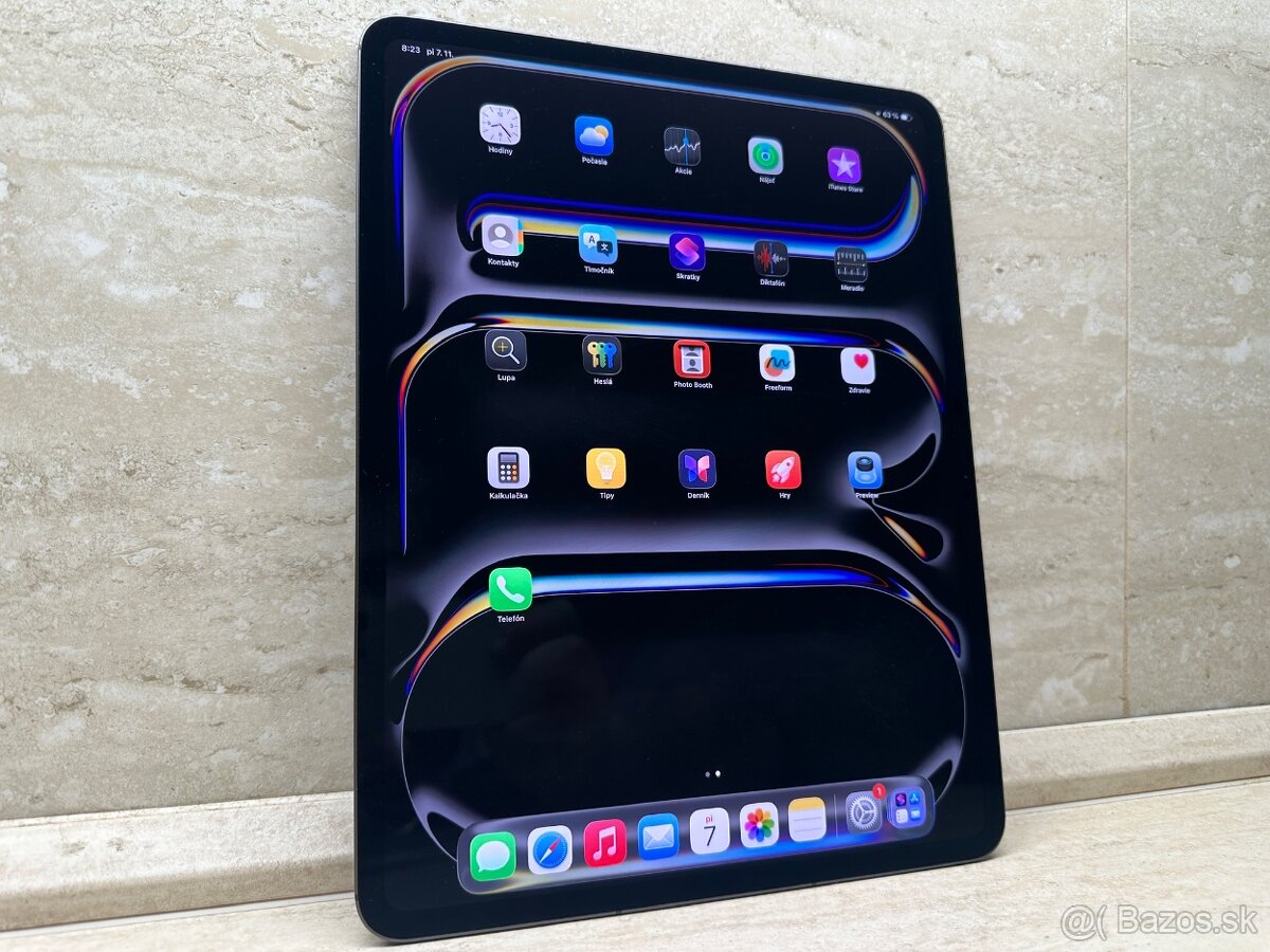 iPad Pro 13 256GB Wi-Fi + Cellular Space Black, 100% batéria - 4