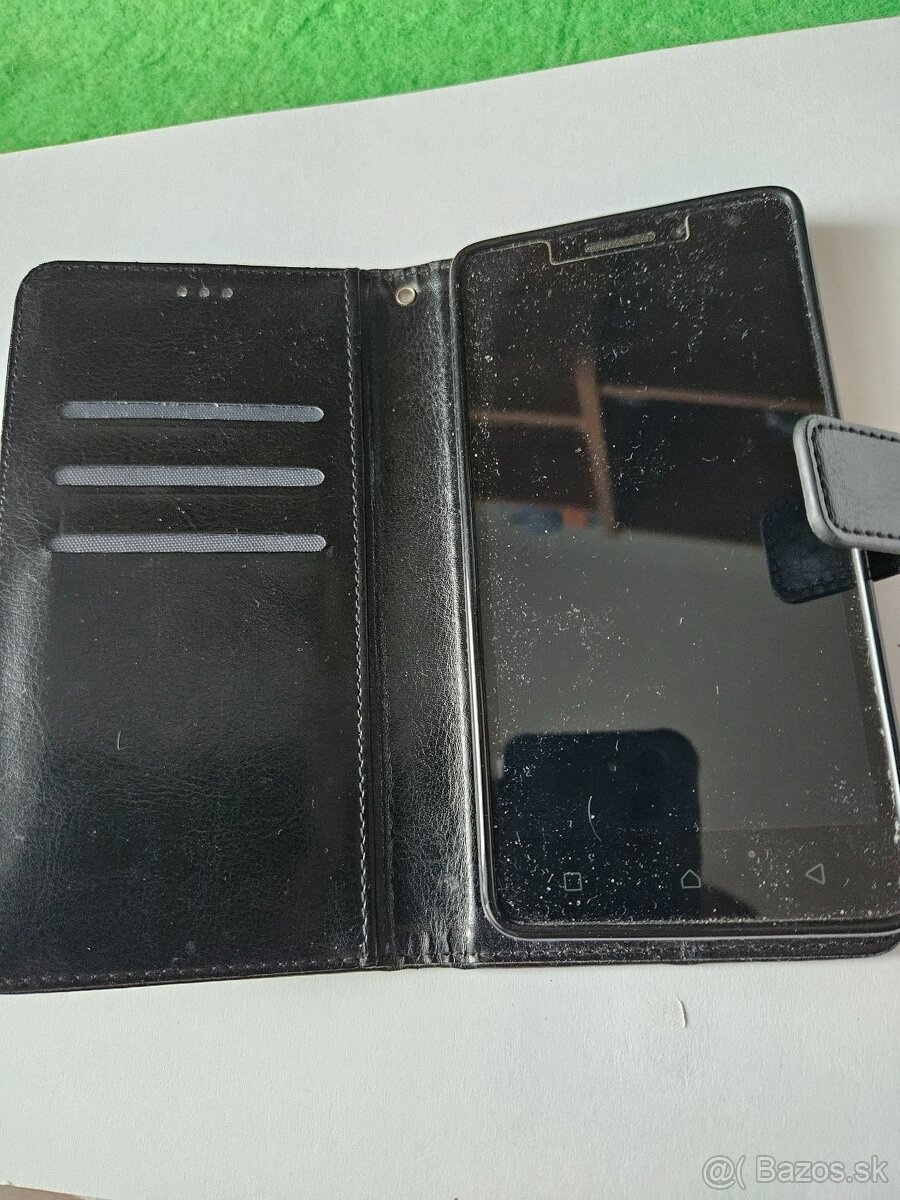 Predám obal na mobil Lenovo VIBE P1ma40 - 4