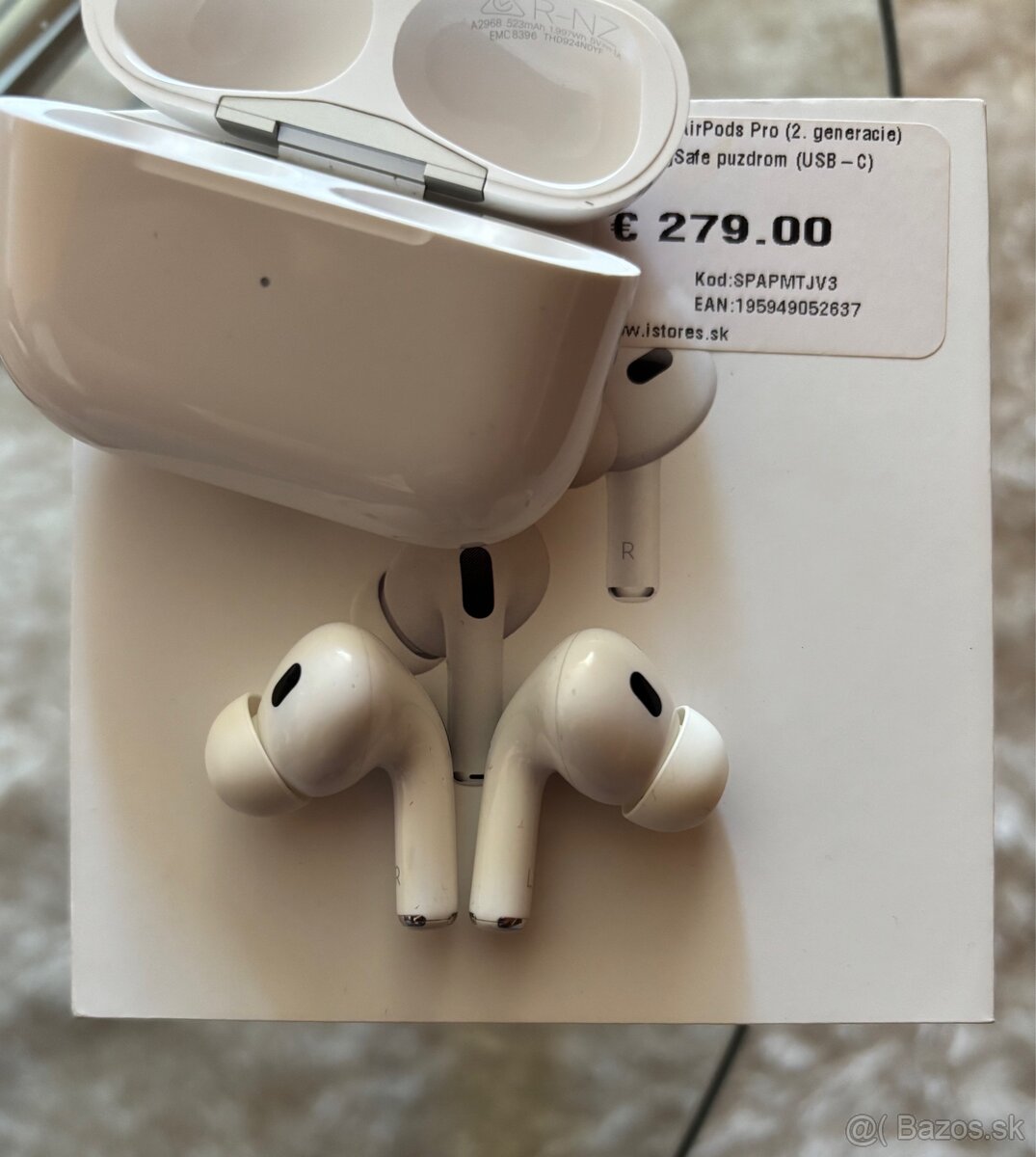 AirPods Pro 2 (MagSafe + USB-C) - 4