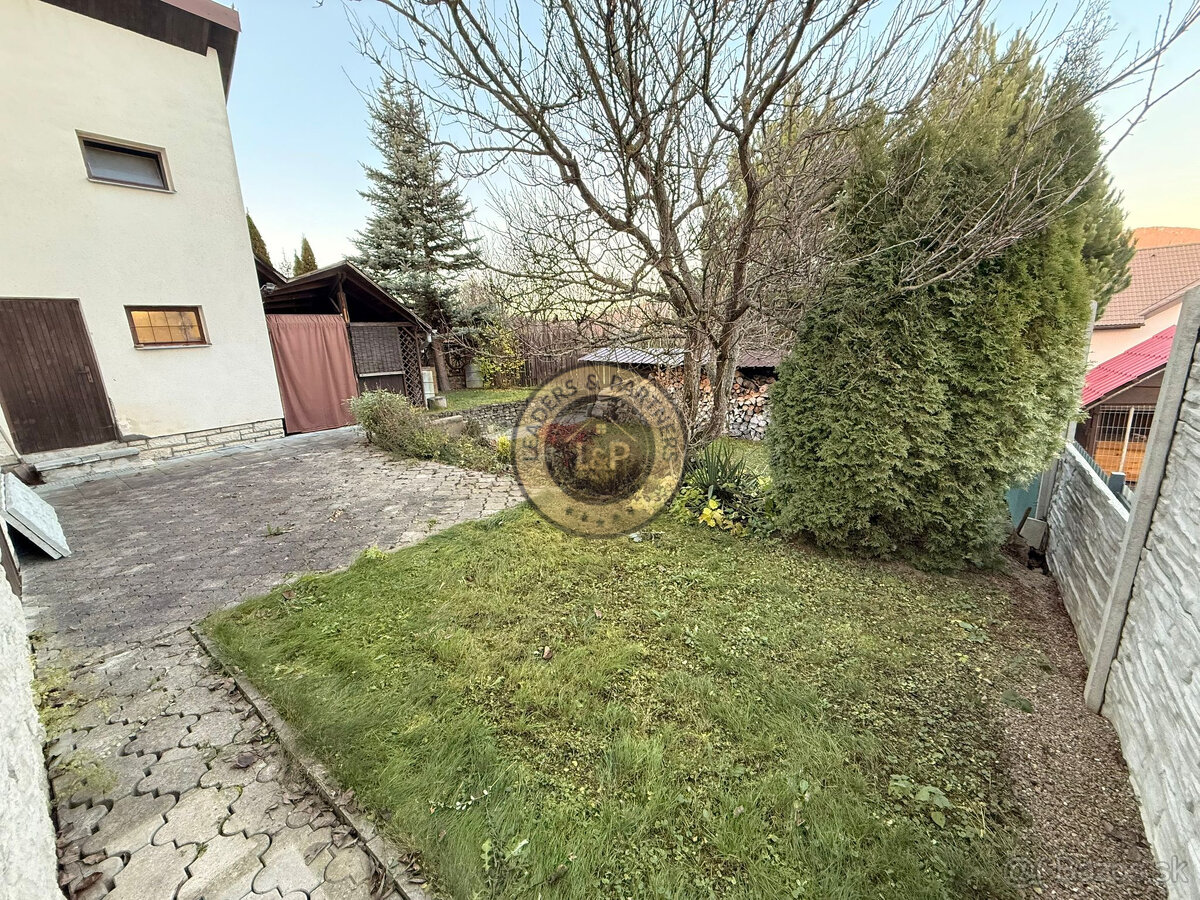 NA PREDAJ - Priestranný 6 izbový dom s garážou v Sabinove - 4