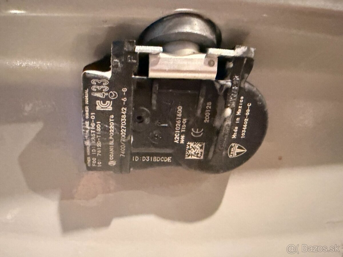 originální alu Tesla Model X r22 1027246-00-E - 4