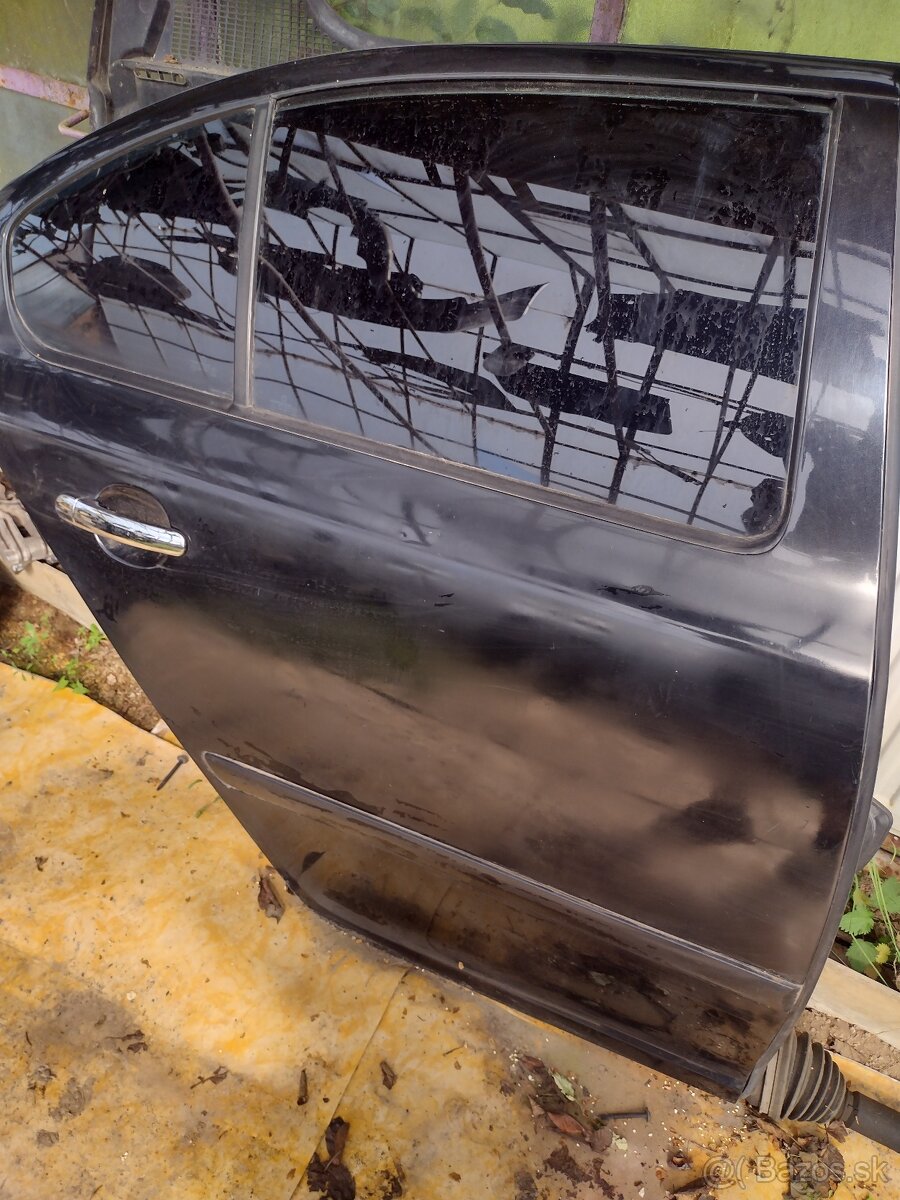 Zadné dvere Octavia 2 sedan - 4