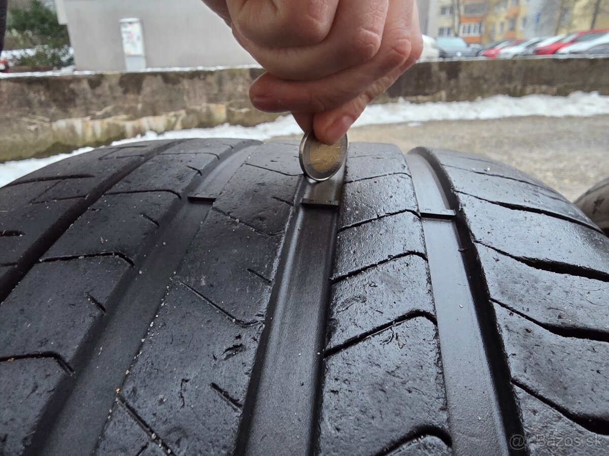 2x Pirelli P Zero 275/35 R19 - 4