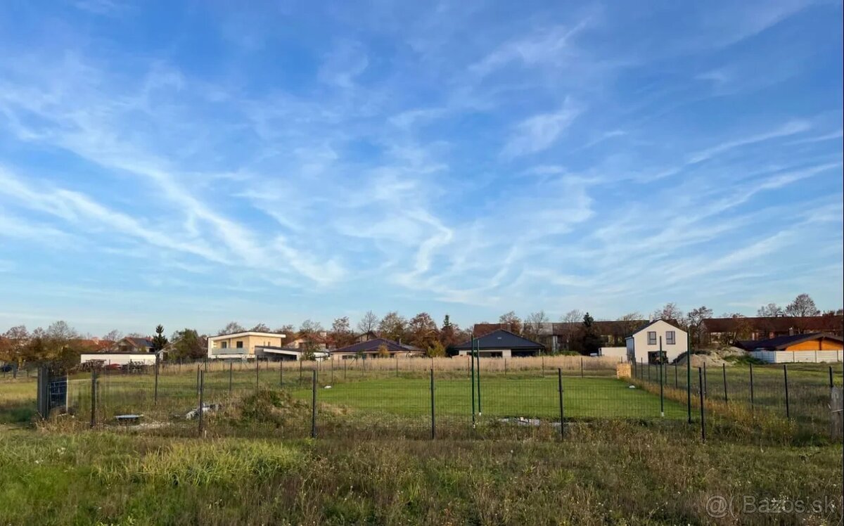 Nová cena slnečný a rovinatý stavebný pozemok, Čunovo. - 4