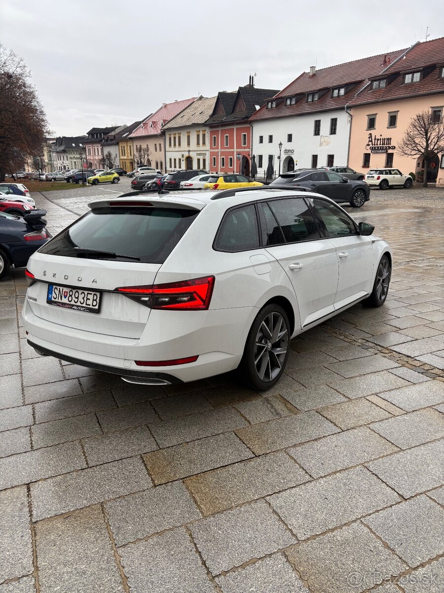 Škoda Superb Sportline - 4