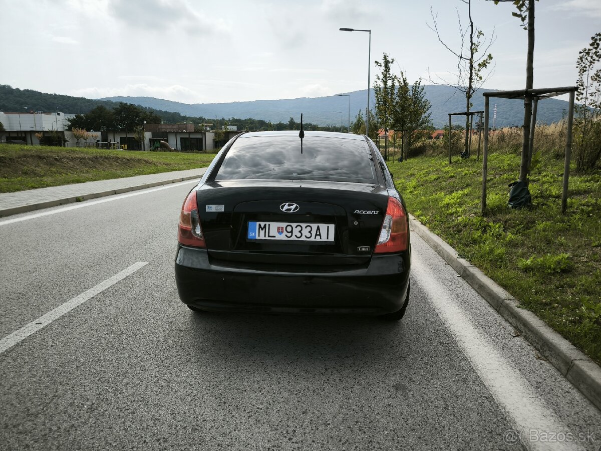 Hyundai Accent 1.5 CRDi (2008) - 4