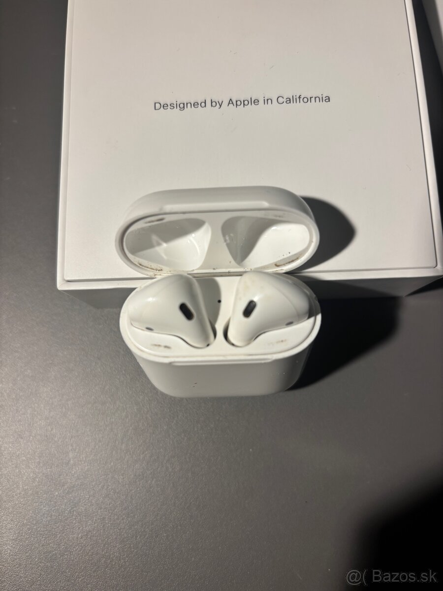Apple Airpods 2. Generácia - 4