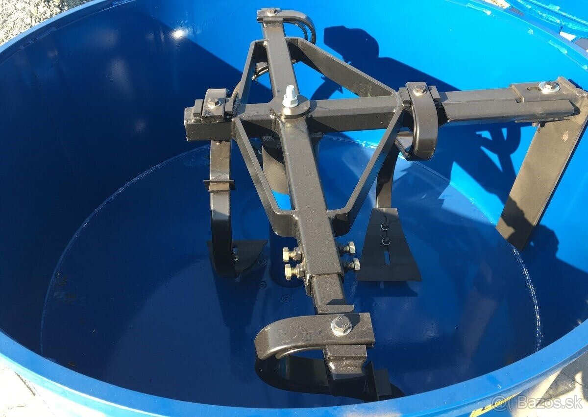 Hydraulicka miešačka 800L - 4