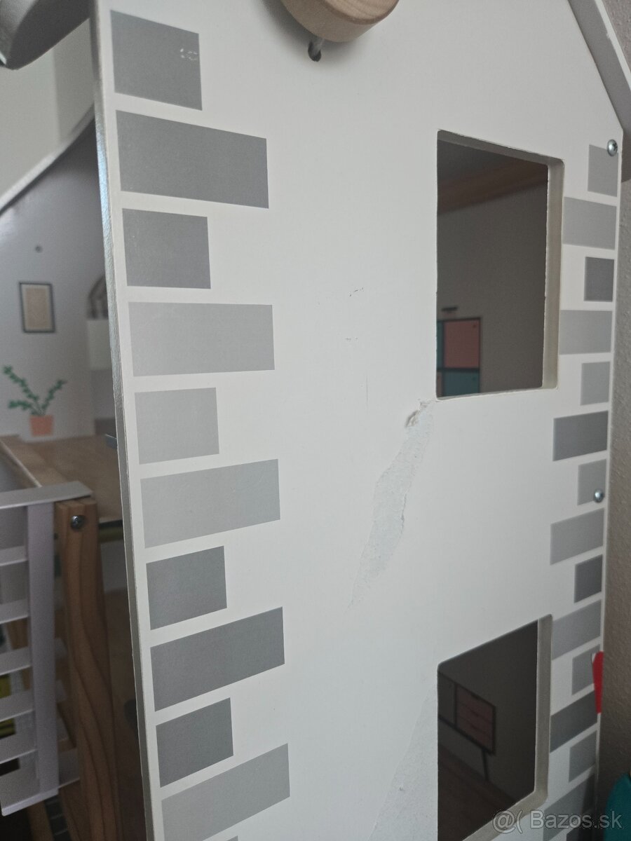 Lidl dreveny domcek - 4