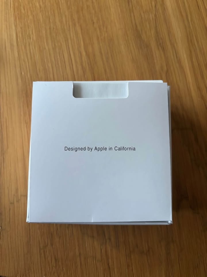 Predám Nové originálne Airpods Pro 2 - 4