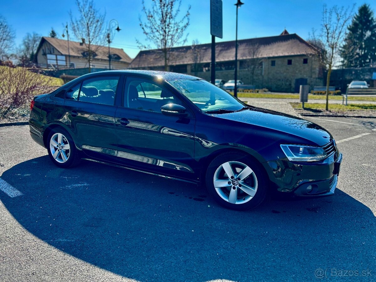 VW Jetta 1.2 TSI 77 kW - 4