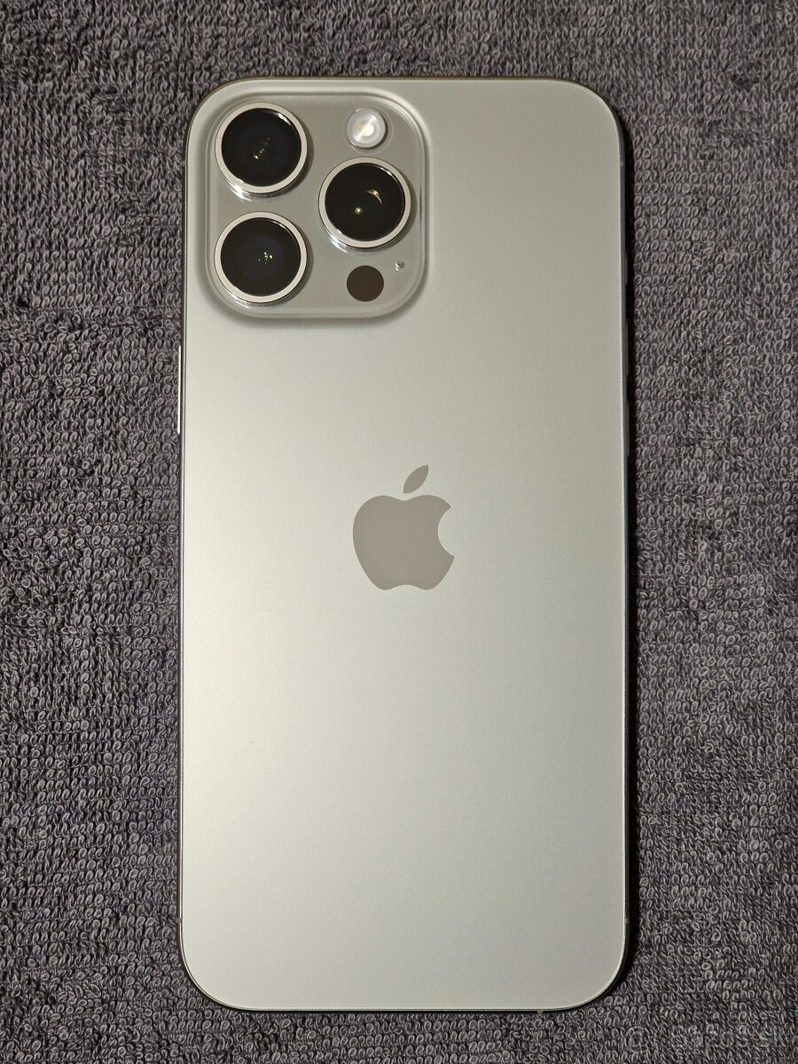 iPhone 16 pro max - 4