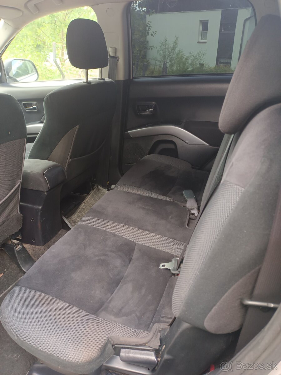Mitsubishi Outlander 4x4 (2009) - 4