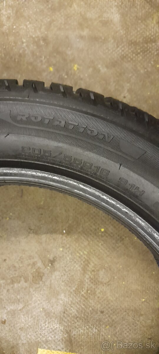 205/55R16 - 4