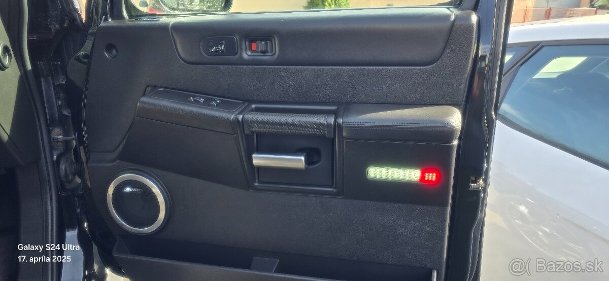 Hummer H2