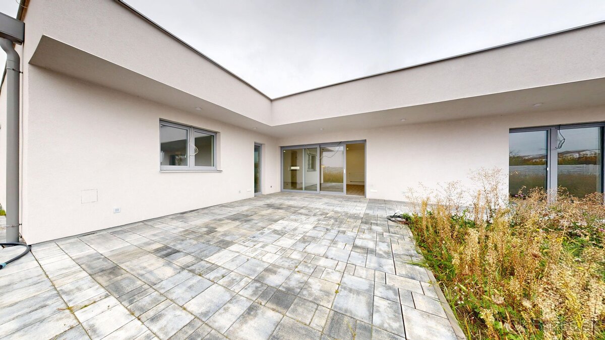 🏡 Na predaj – moderný 5-izbový rodinný dom v Galante (novost - 4