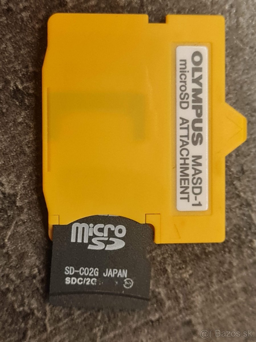 Predám fotoaparát Olympus SP 565 UZ - 4