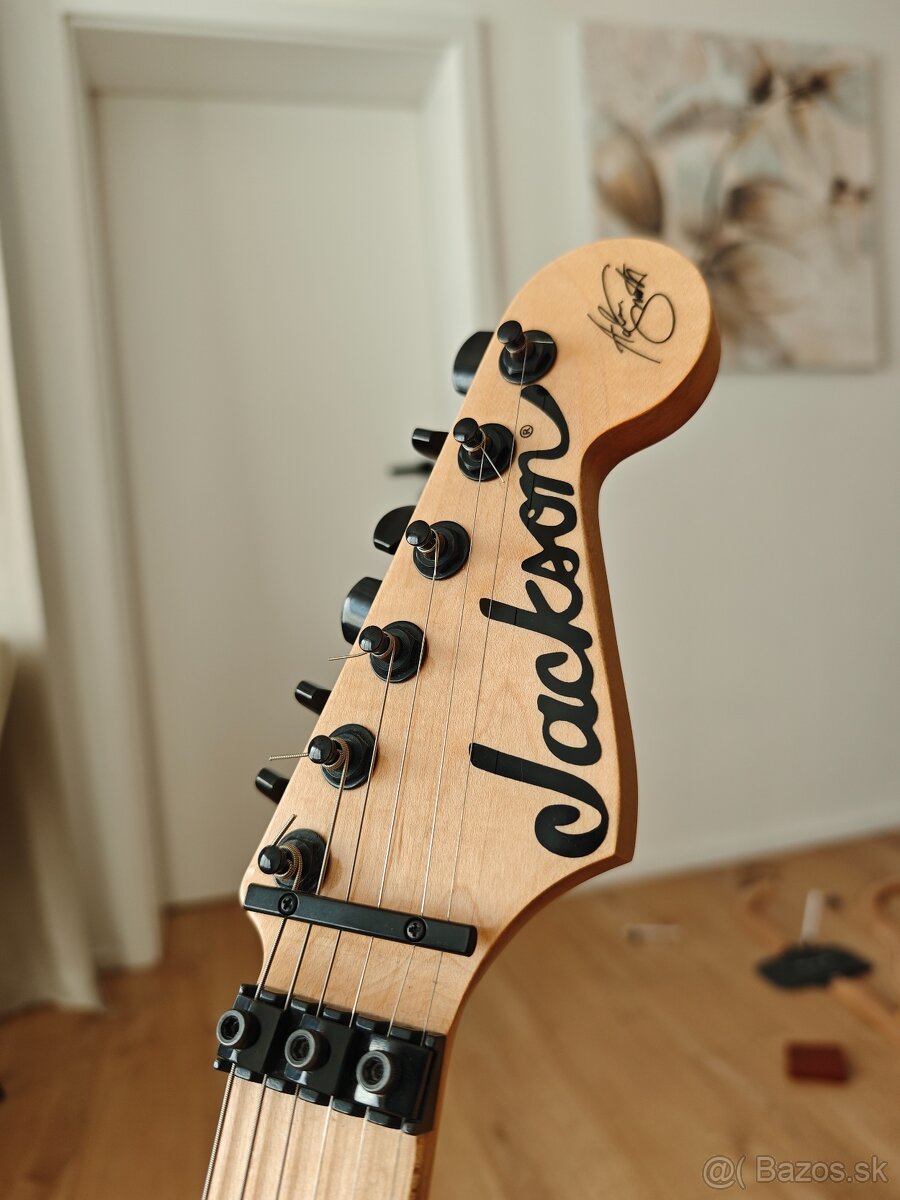 Gitara Jackson - Adrian Smith signature model - 4