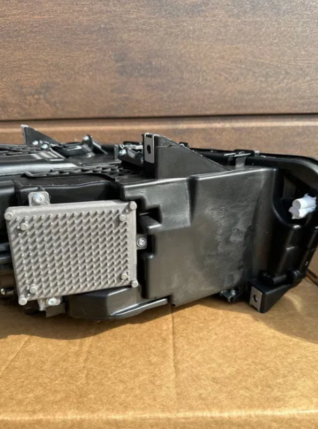 BMW 5 F10/F11 — Predné svetlá Full LED (No Adaptive) | Nové - 4