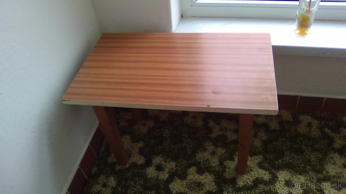 Stôl - 4