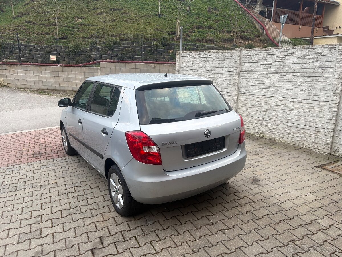 Skoda fabia2 1.2 2013 - 4