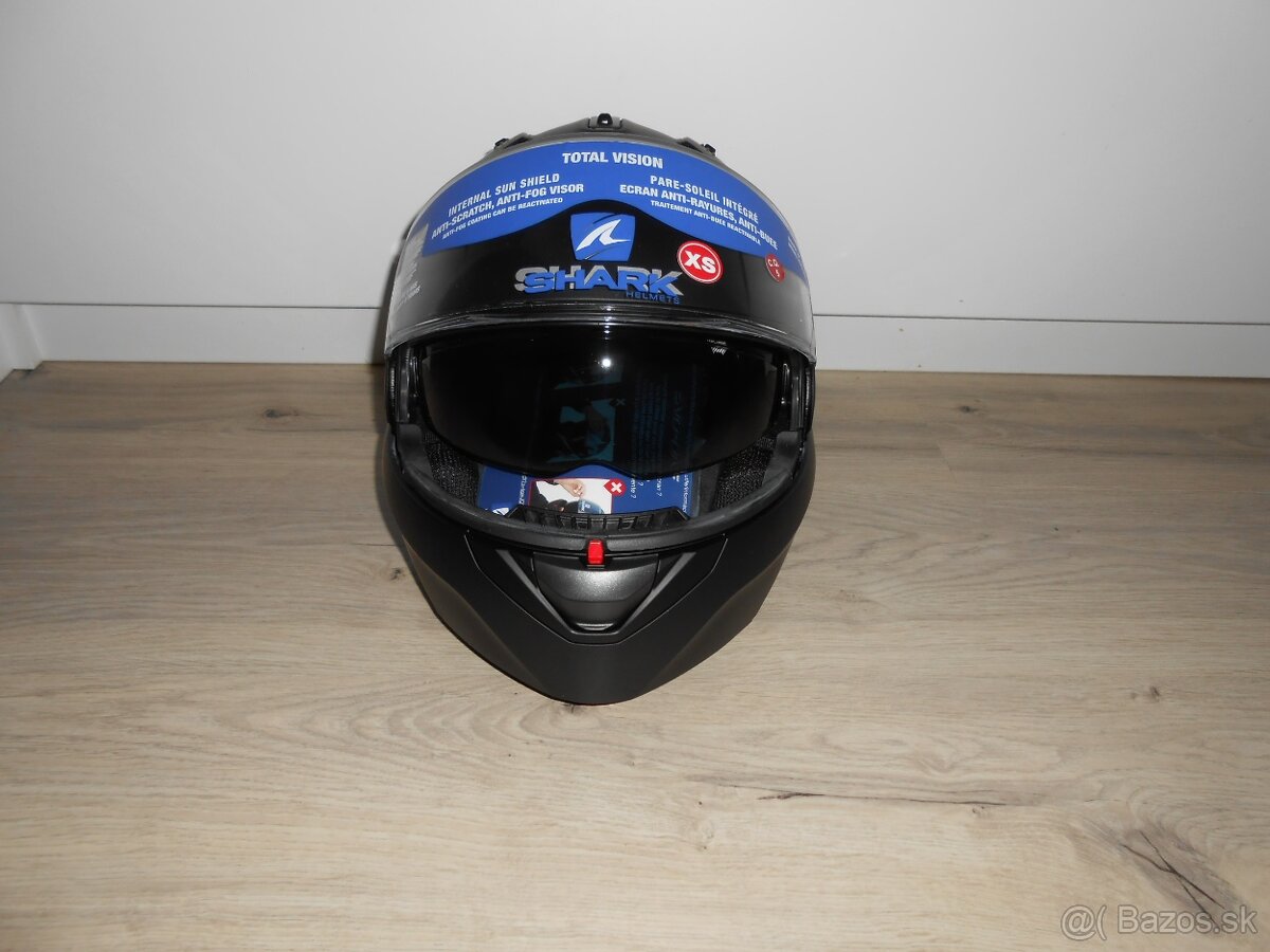 Predam krasnu novu moto prilbu znacky SHARK EVO GT BLANK MAT - 4