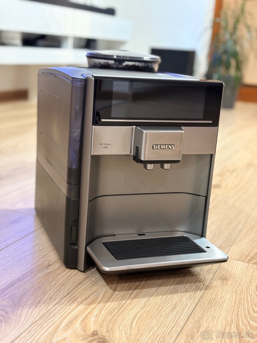 Automatický kávovar Siemens EQ.6 s 500TE655319RW čierny - 4