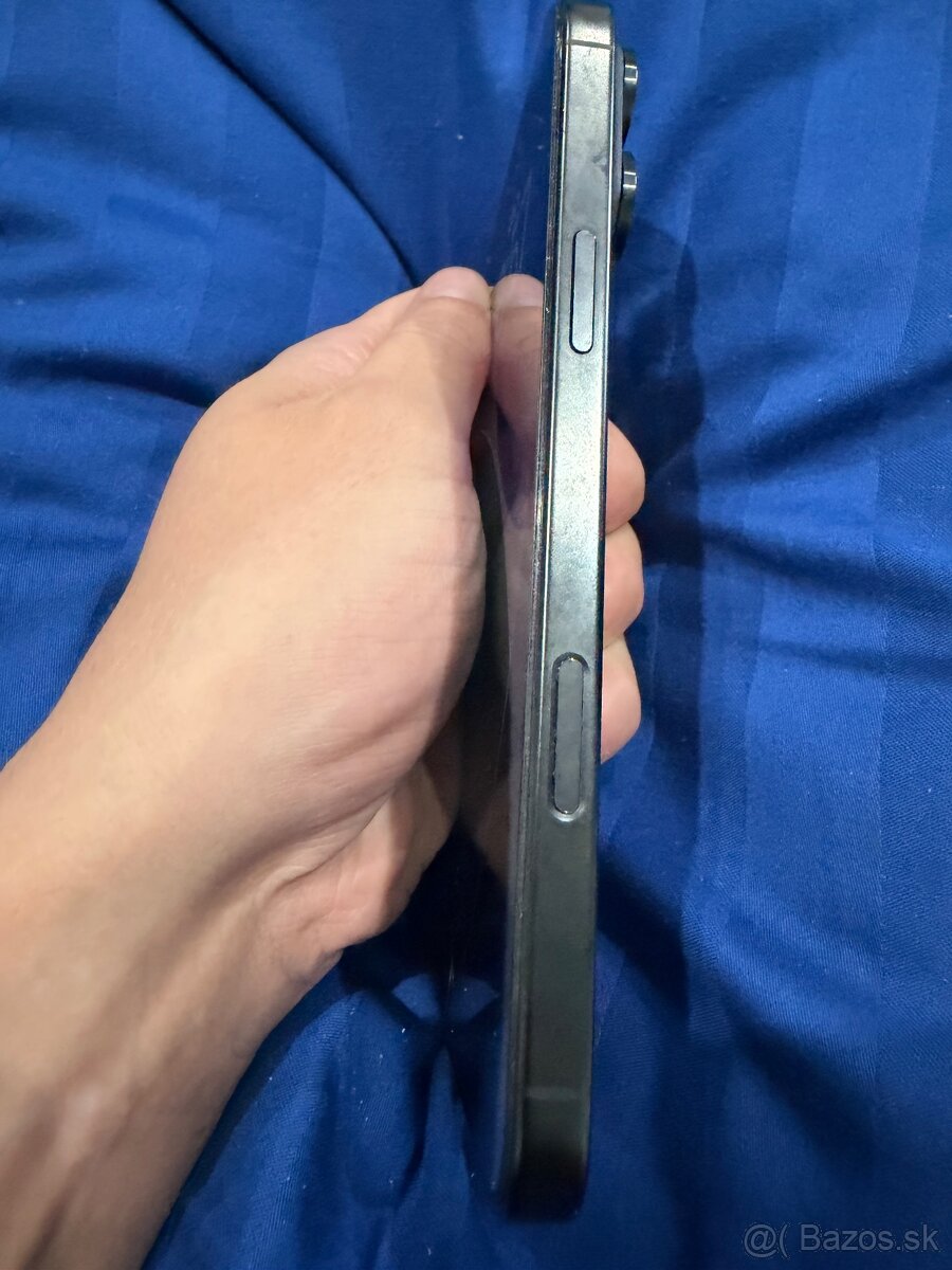 Apple iPhone 16 Pro Max Čierny Titán 256GB - 4