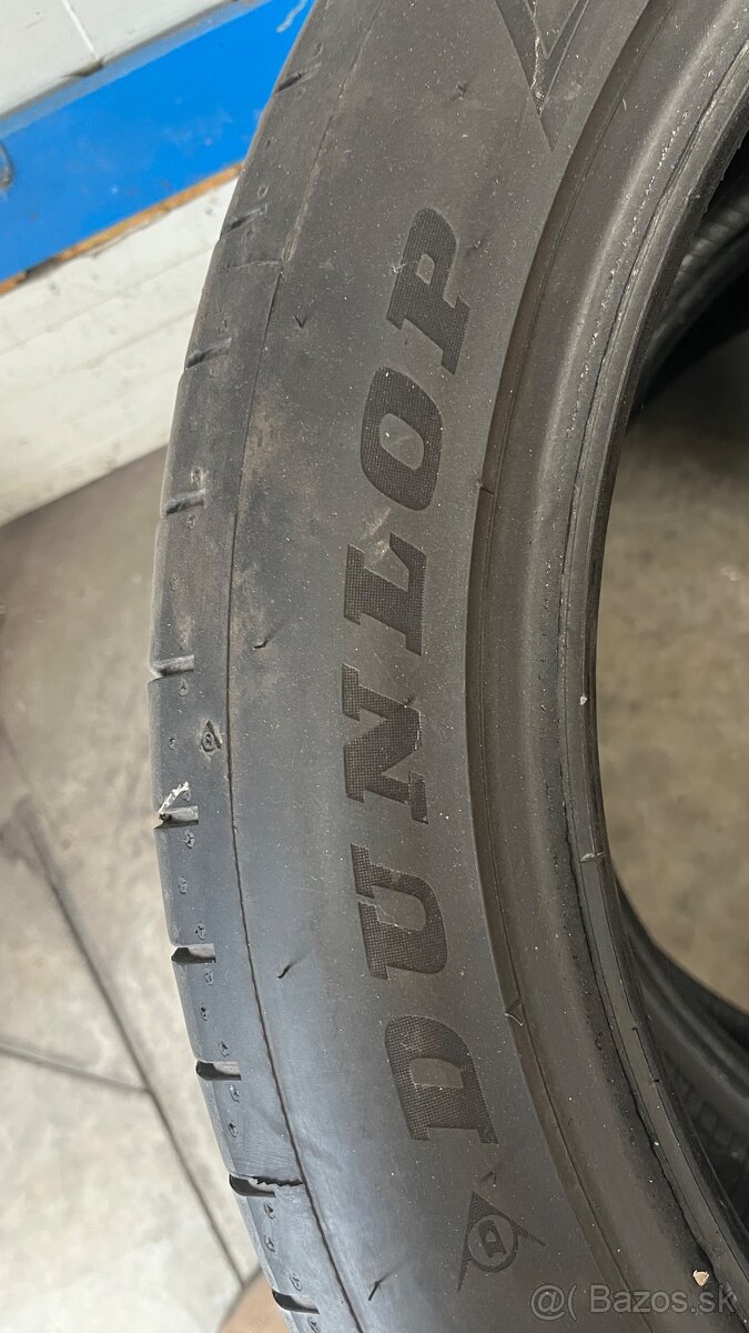 Dunlop 245/45R19 102Y RT2 - 4