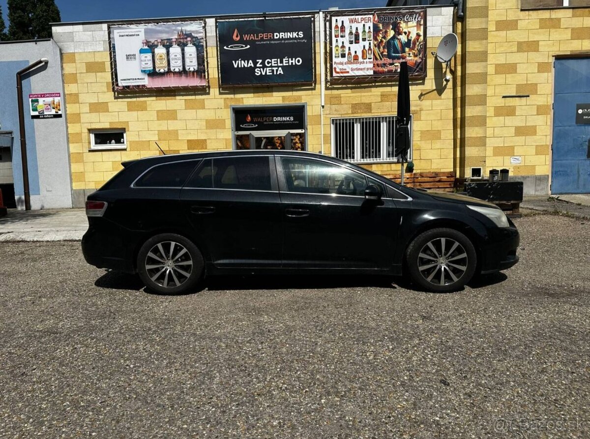 Toyota Avensis combi 2.2 D-4D Exclusive - 4