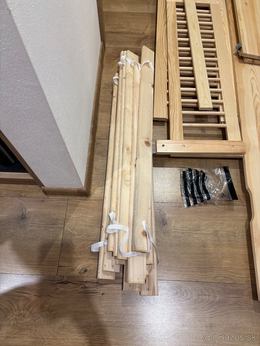 Posteľ z masívu - 4