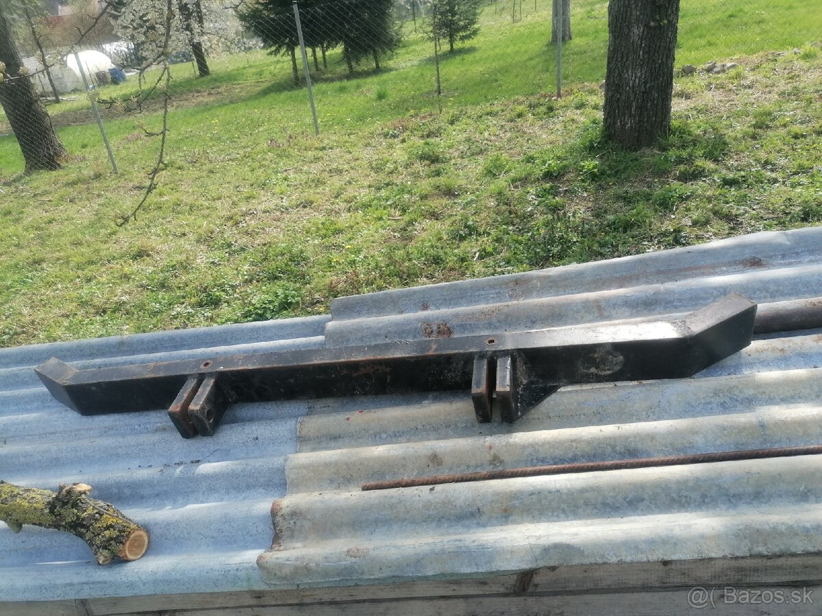 Pevnostny nárazník uaz 469 - 4
