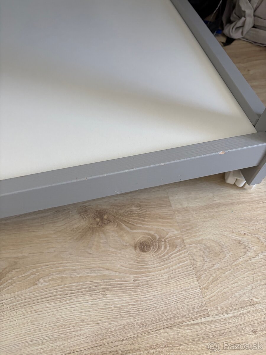 Prebaľovací pult so 2 policami + podložka (NOVÁ) - 4