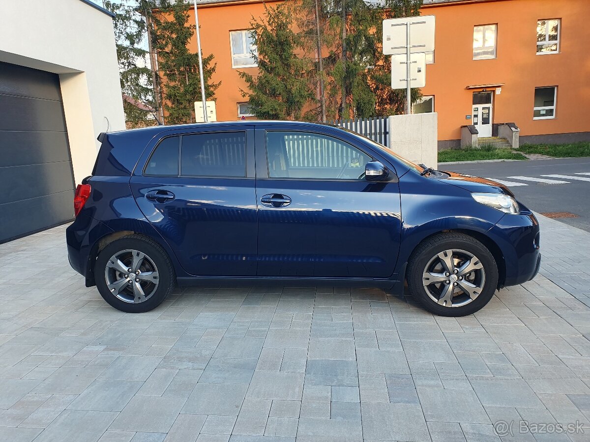 Toyota Urban Cruiser 1.33 VVT-i Sol - 4