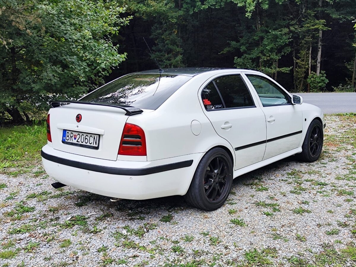 Škoda Octavia 1.8T 20V - 4