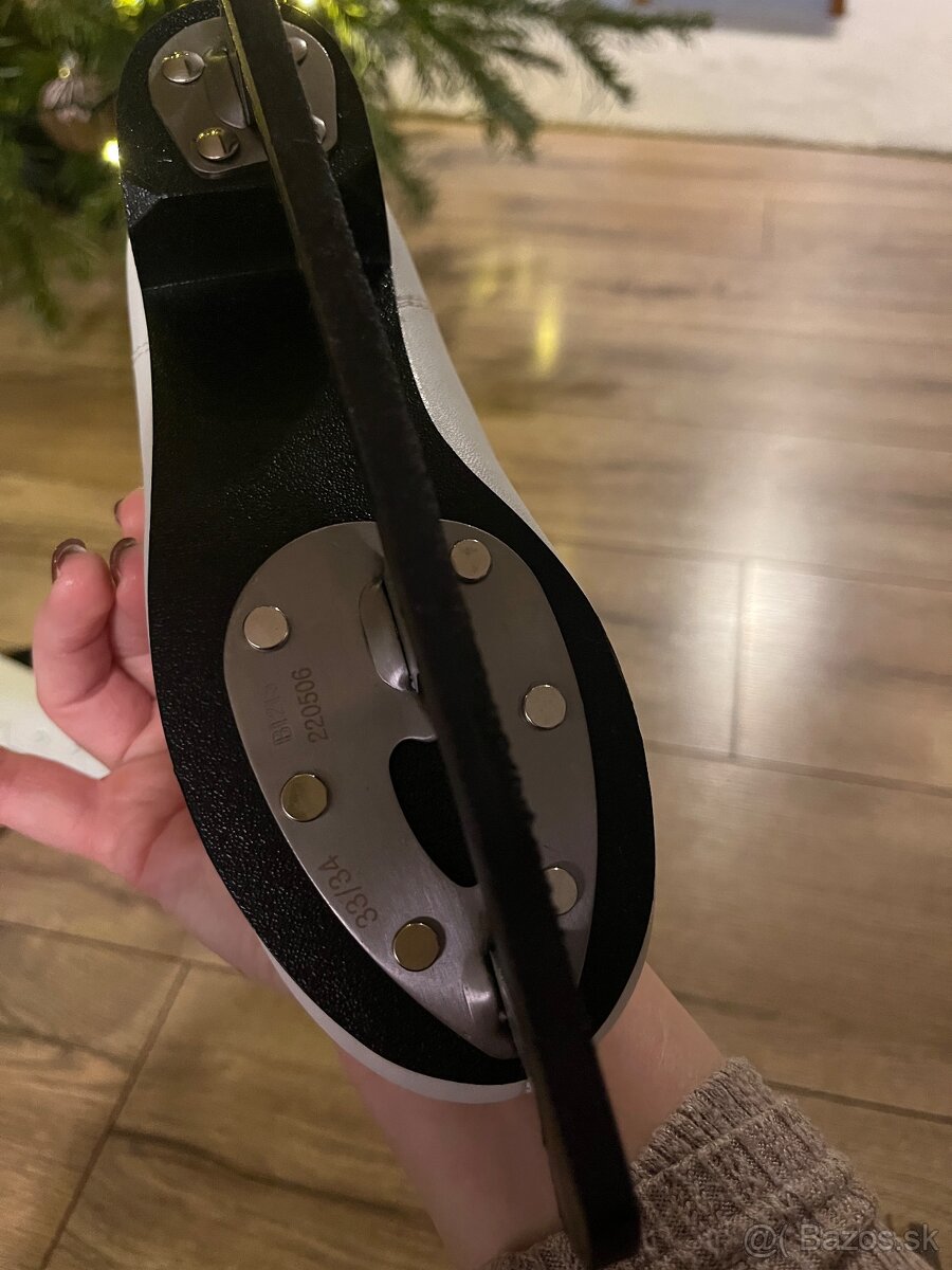 Junior korčule na predaj 33/34 - 4