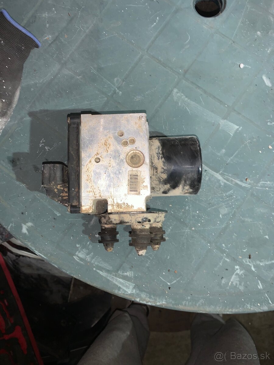 ABS kocka Passat B6 - 4