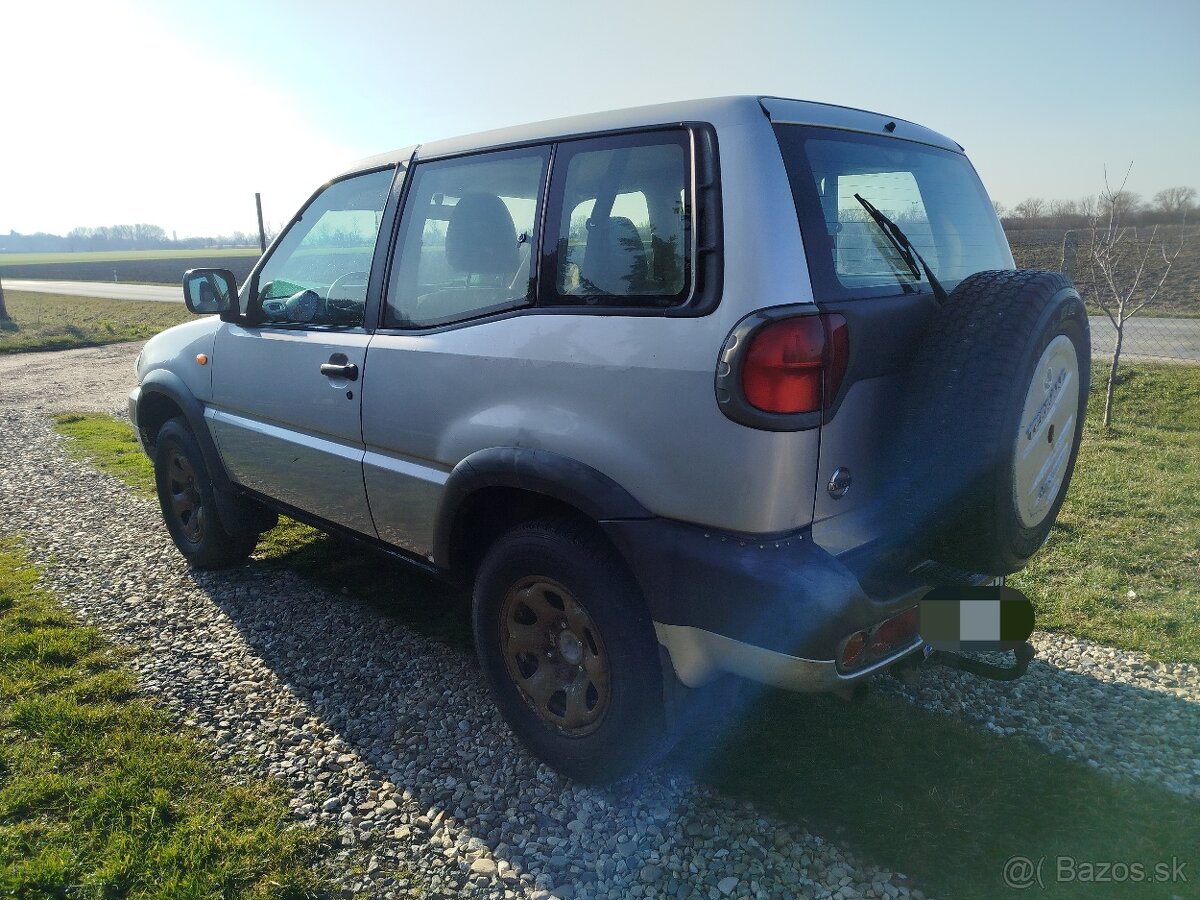 Predám Nissan Terrano 2 2.7 TD 92kw - 4