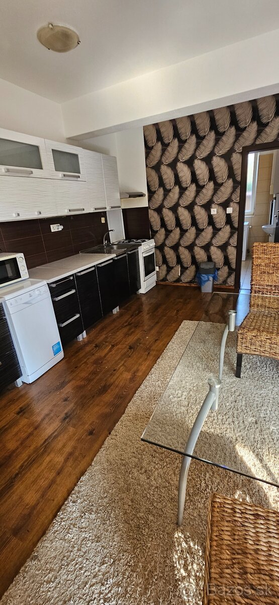 Prenájom bytu na Zobore v Nitre - 4