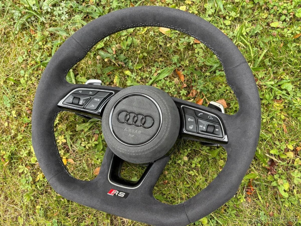 -AUDI MULTIFUNKCNY VOLANT ALKANTARA s logom S - 4