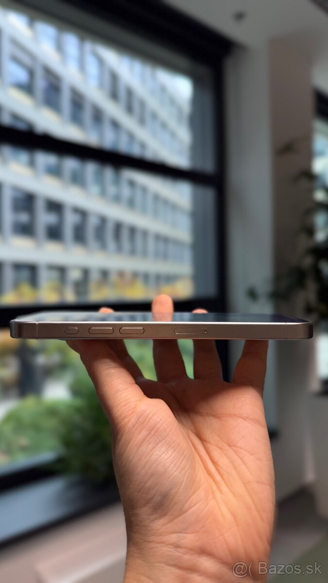 Iphone 15 Pro 128 GB White Titanium - 4