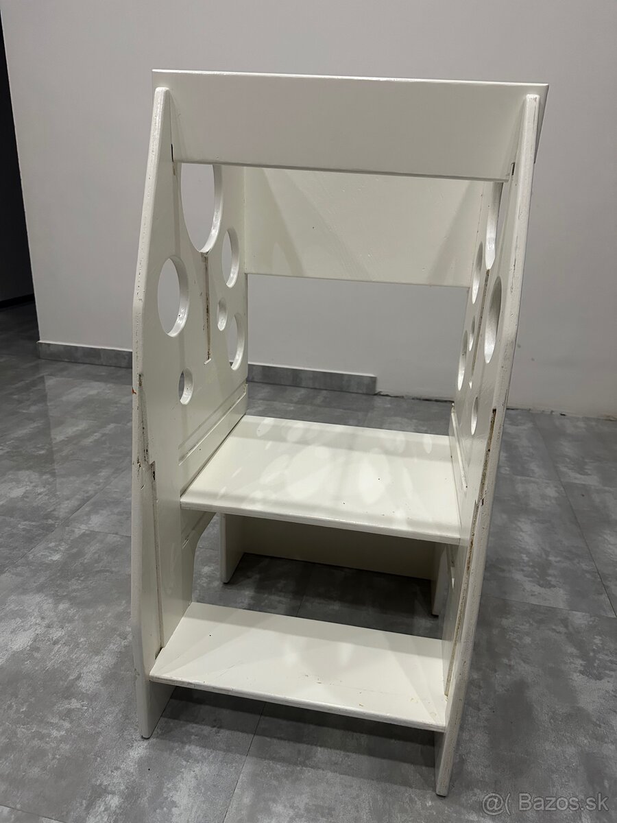 Učiaca veža a stolík 2 v 1 - 4