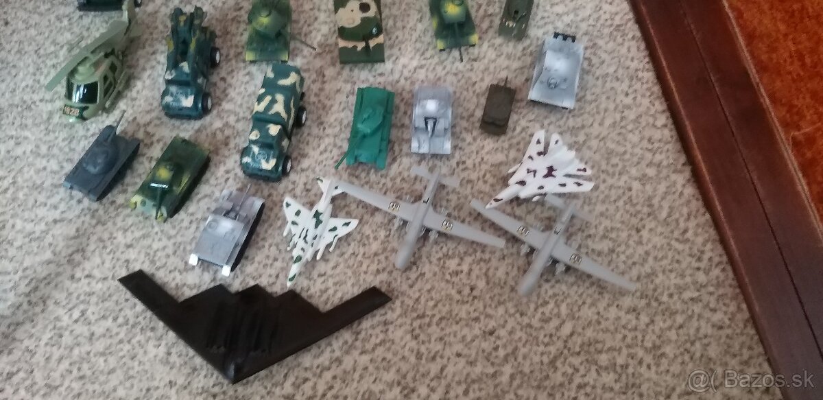 Auticka, tanky, lietadla - 4