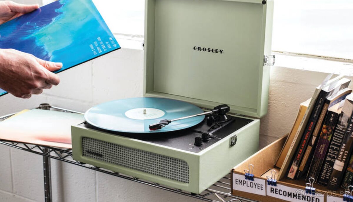 Gramofón Crosley Voyager zelený - 4